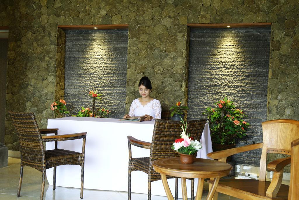 Puri Karang Besakih Hotell Menanga Eksteriør bilde